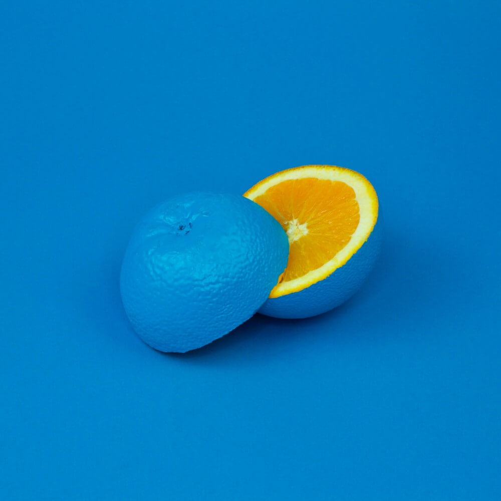 Orange außen blau innen gelb